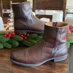 Florsheim Midtown Plain Toe Boot | color cognac | size 11